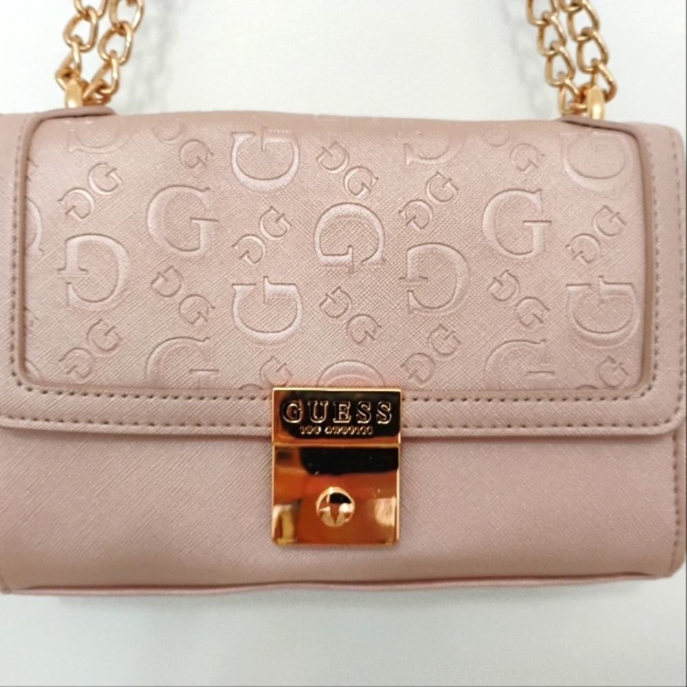 Guest small pink bag
